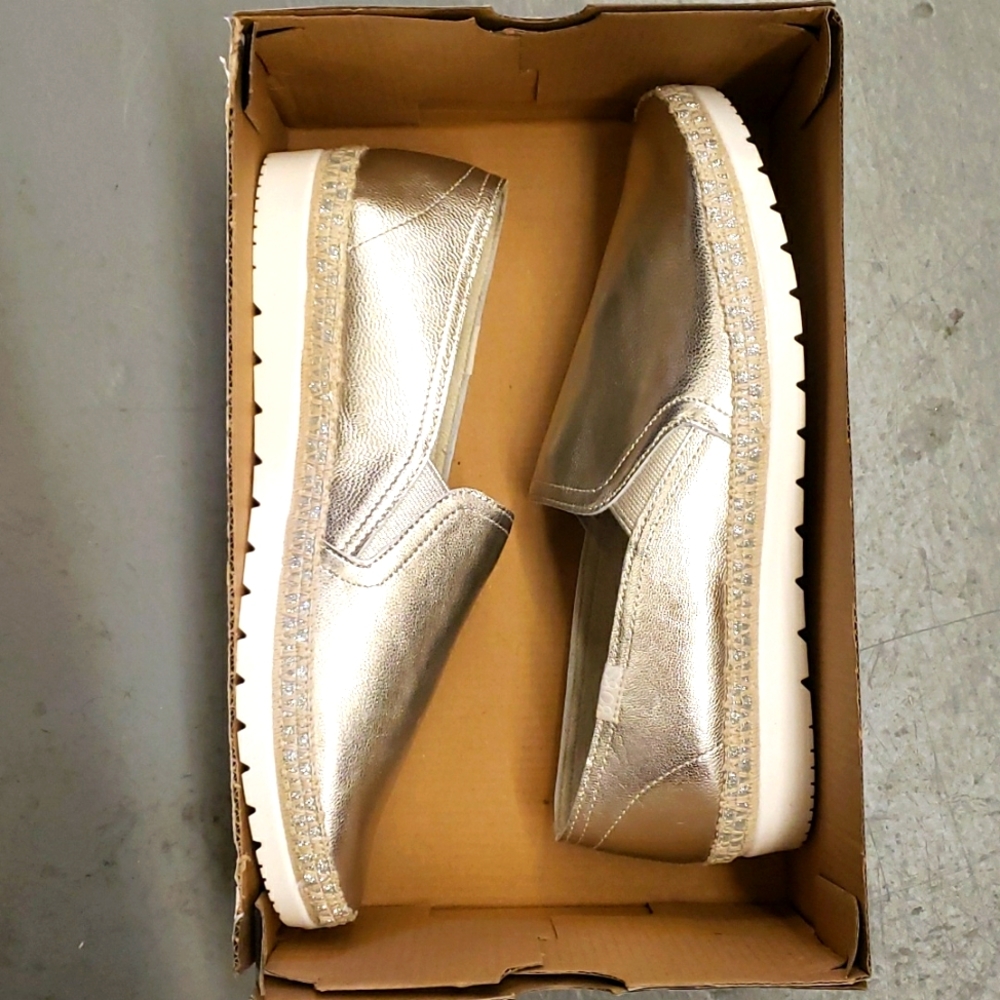 Nitb leather skechers pewter slip on loafers sneaker